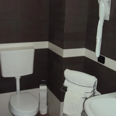 Katamaran فندق مبيت وإفطار SantʼOnofrio